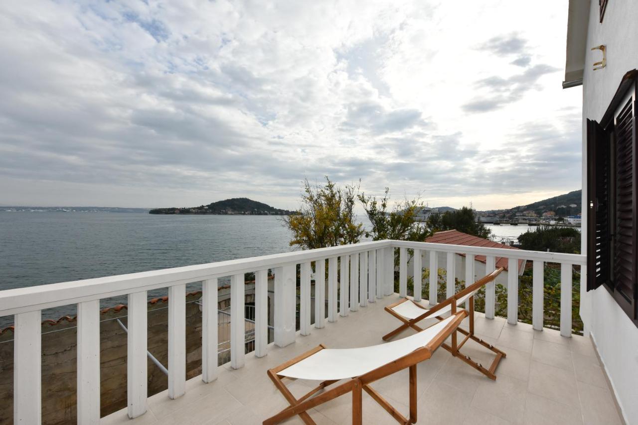 Home with a unique view Preko Extérieur photo