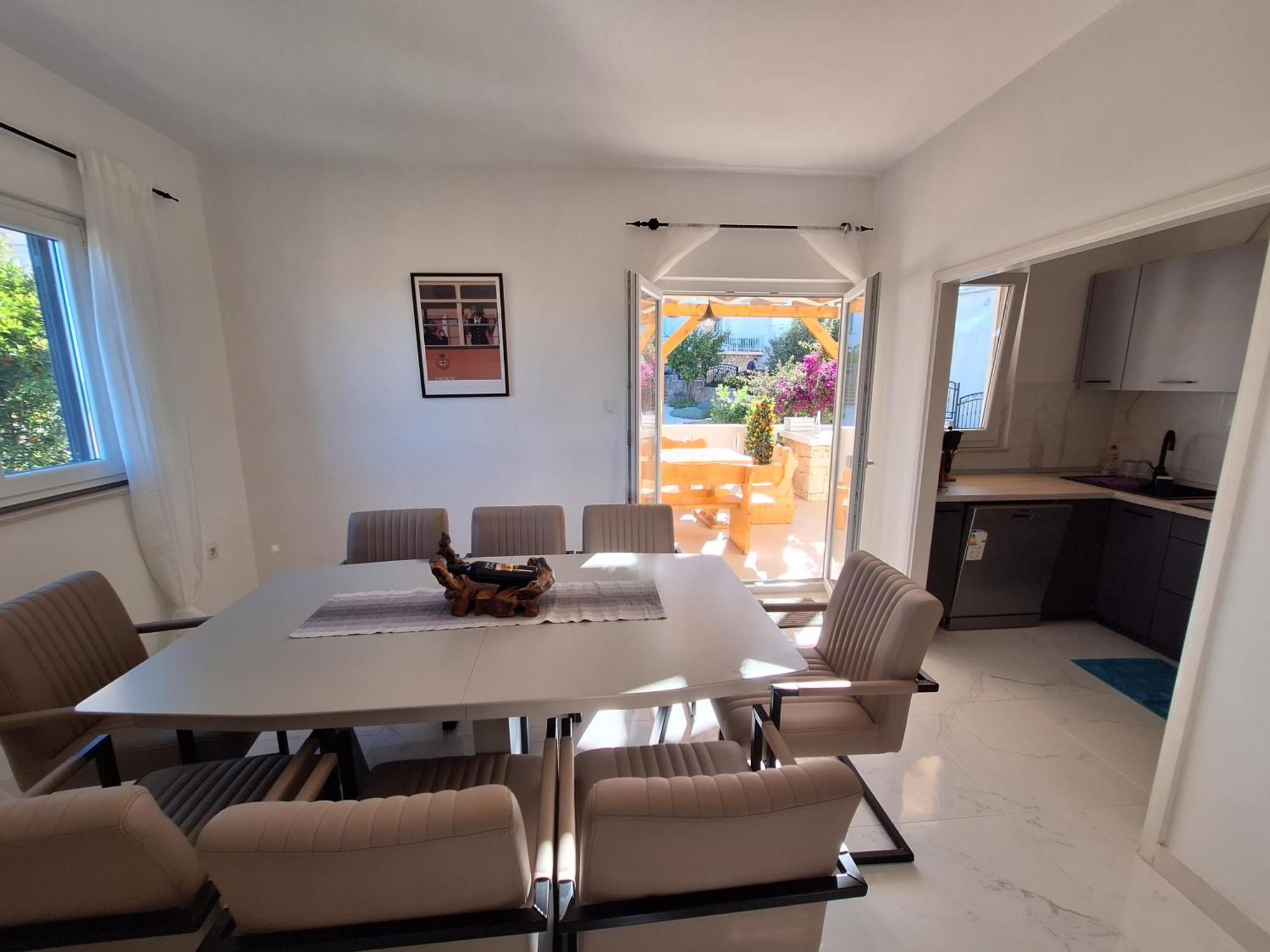 Home with a unique view Preko Extérieur photo